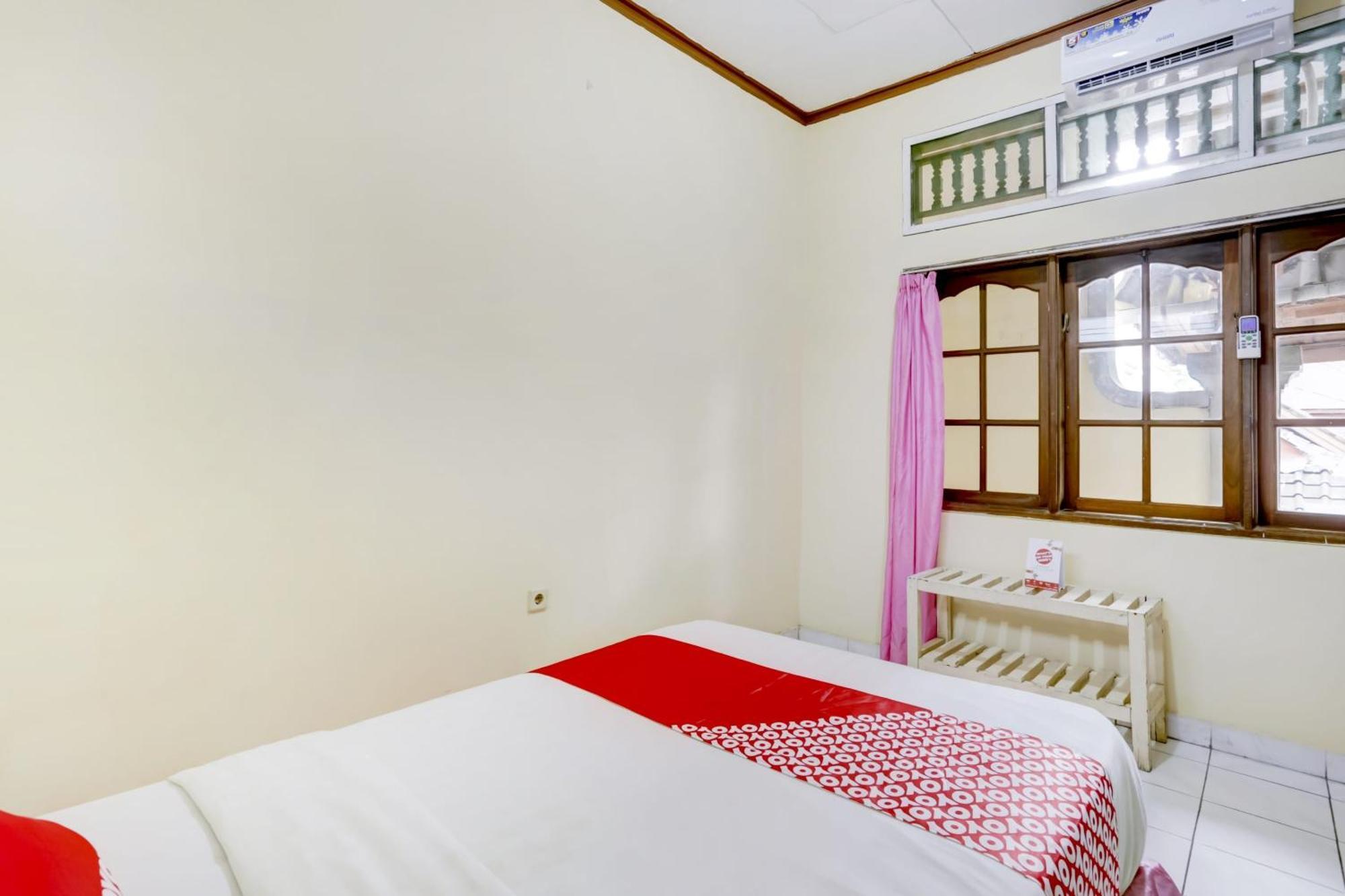 דנפסאר Super Oyo 3261 Hotel Ratu מראה חיצוני תמונה